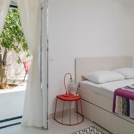 Basic Villa Sevid